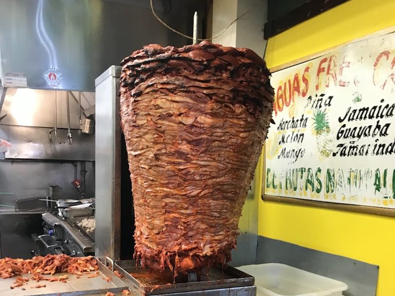 Los Gallitos Taqueria interior